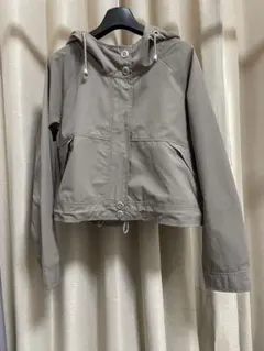 フード マウンテンパーカー