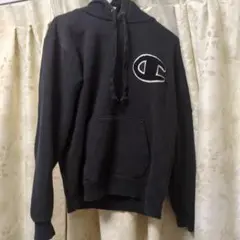 Champion 黒 フード付きパーカー