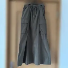 GU カーキ ポケット付き ロングスカート