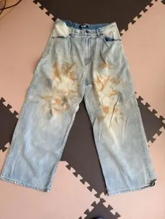 kutir ワイドデニムパンツ ブリーチ加工のサムネイル