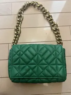 ZARA グリーン キルティング ハンドバッグ