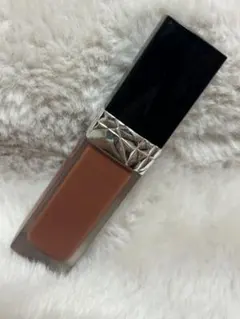 Dior マットリップ ブラウン 200のサムネイル