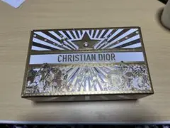 CHRISTIAN DIOR ギフト箱 ゴールド