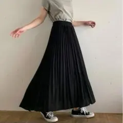 ラスト1点✨️人気 ジュノア M プリーツ スカート ブラック JUNOAH
