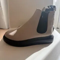 新品　LUCIDA サイドゴアブーツ　ルシーダ　24.5㎝