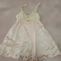 キャミソール　肌着　インナー　ピンク系レース付き