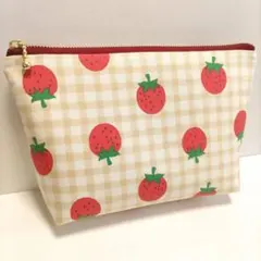 がま口ポーチ いちご ハンドメイド - メルカリ