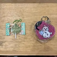 ちいかわ ラメアクリルキーホルダー4 モモンガと古本屋 くりまんじゅう