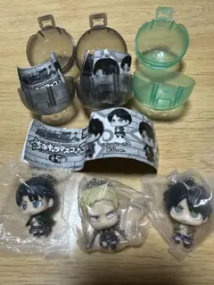 進撃の巨人 カプセルフィギュア 3体セットリヴァイ、エレン、ライナー