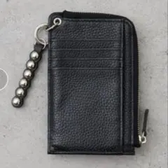 本革スタッズフラグメントケース　イアハピヨネ