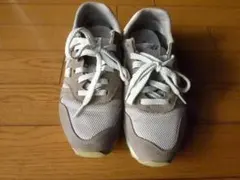 ニューバランス　レディーススニーカー373　23.0ｃｍ