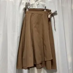 ブラウン フレアスカート ひざ丈 リボン付き