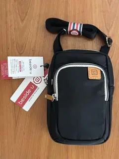 新品★beside.u ビサイユ　コンパクトショルダーバッグ　スキミング防止