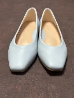 ベルメゾン BENEBIS ブルー　パンプス　ぺたんこのサムネイル
