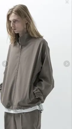 SLICK テックツイルトラックジャケット　ベージュのサムネイル