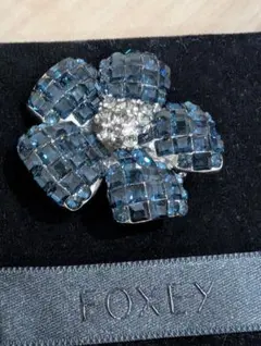 FOXEY　ブローチ