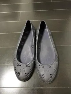 GUCCIラバーシューズ　ネイビー35のサムネイル