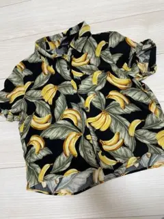 FOREVER 21 バナナ柄 半袖シャツ