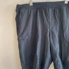 ナイロン製黒ジャージパンツ　XLサイズ