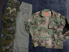 リーバイス　迷彩ジャケットとパンツセット