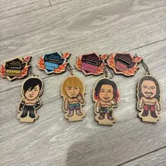 新日本プロレス スタンドキーホルダー 4種セット