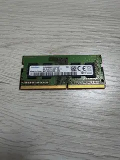 Samsung 4GB メモリ M471A5244CB0-CRCのサムネイル