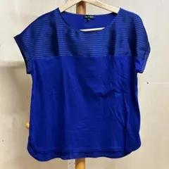 【INDIVI 】半袖ブラウス風Tシャツ　光沢　ストライプ　ブルー 　サイズ38のサムネイル