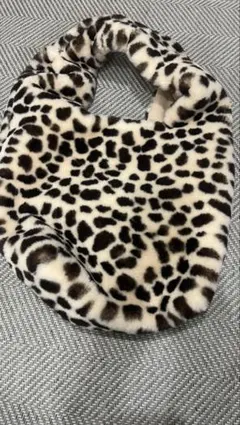 ヒョウ柄もこもこトート