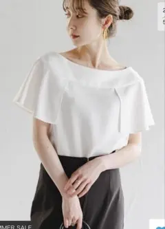 【洗える】スクエアケープスリーブブラウス　ホワイト　新品未使用タグ付き