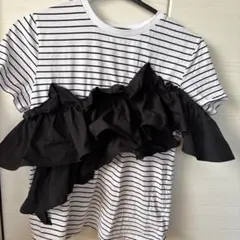ストライプ柄 ブラックフリル Tシャツのサムネイル
