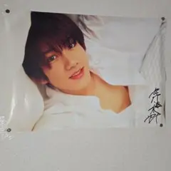 2PMウヨン サイン入りポスター - メルカリ