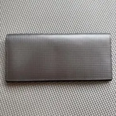 【ほぼ未使用品！】Calvin Klein カルバンクライン長財布 シルバーのサムネイル