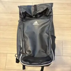 adidas バックパック リュック ※ファスナー破損あり