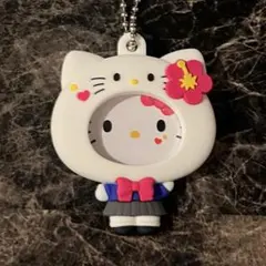 ♡サンリオ フォトバッチ付きマスコット 制服シリーズ　キティ♡