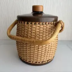 Item thumbnail for item d8d01d23-8c18-4774-96e8-8f39c5656965