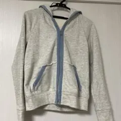 VICKY パーカーのサムネイル