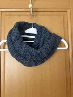 ハンドメイド　ダークブルー編み込みスヌード