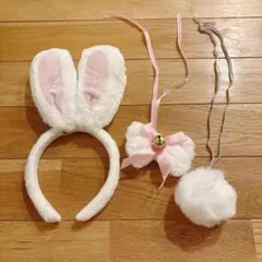ウサギ耳 しっぽ 蝶ネクタイ パーティー ハロウィン コスチュームキット