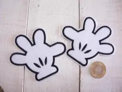 【即購入OK】 ハンド　ミッキー　マウス　手　左右セット　アイロンワッペン