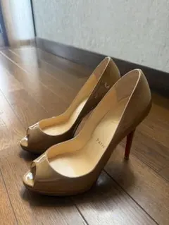 Christian Louboutin オープントゥ パンプス ベージュのサムネイル