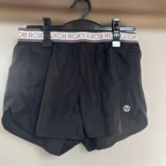 ブラック ショートパンツ