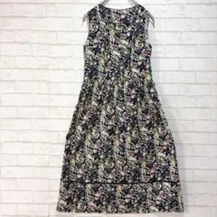 大人可愛い 小花柄ワンピース ロング丈 ピンタック（M）紺 リバティ風 総柄 春