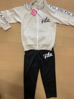 ⭐️タグ付き　試着のみ FILA ジャージセット 120 ベージュ/ブラック