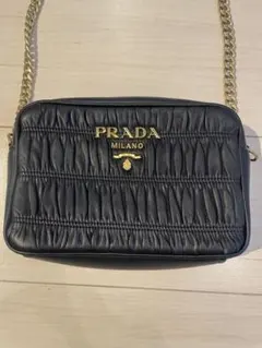 極美品 PRADA キルティングWジップ チェーンウォレット ローマ字 