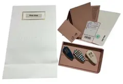 【いちご】MIU MIU ゴールド ヘアピン 専用袋・箱付き miumiu ヘアクリップ ピンク