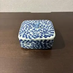 未使用品 有田焼 祥玉窯 蛸唐草 蓋付角鉢のサムネイル