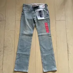 UNIQLO スリムフィットストレートデニム S001 23