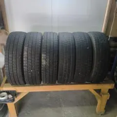 FLEXオリジナルホイールDelf 02ダンロップテラマックス215/65R16