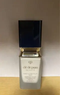 クレ・ド・ポーボーテタンフリュイドエクラ　マットファンデーション⭐︎オークル10
