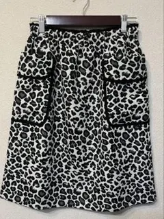 レオパード柄 フレアスカート モノトーン ポケット付き ウエストゴム美品⭐︎